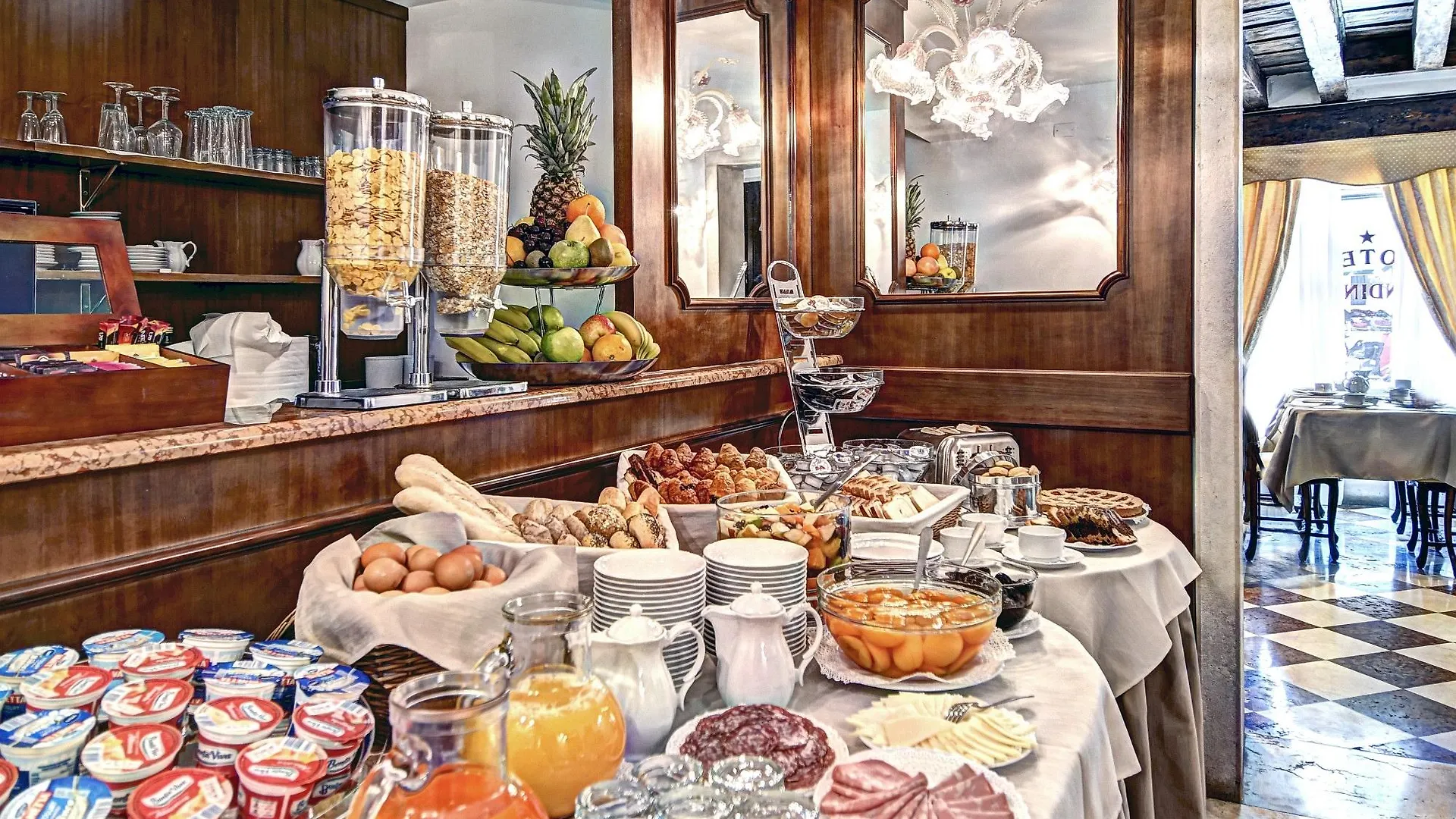 Hotel Scandinavia - Relais Venise