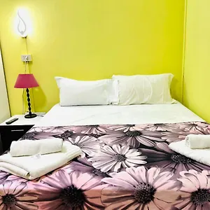 https://europe-guest-house.it-romehotels.com