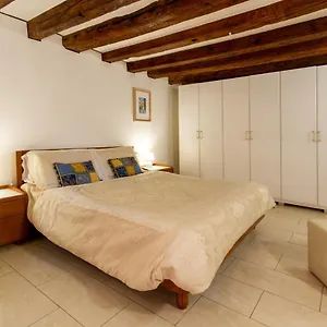 Apartment Art Dreams Dimora Casanova