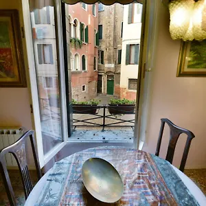 Apartment Ve.n.i.ce. Cera Casa Del Sol
