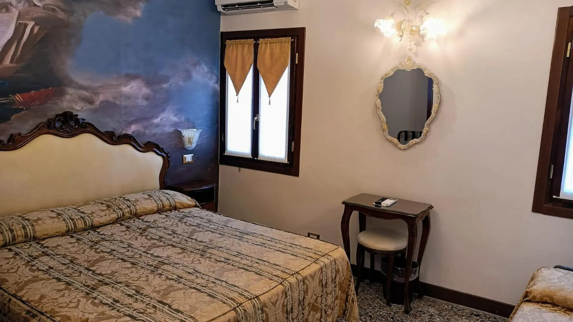 Hotel Scandinavia - Relais Venedig 3*,  Italien