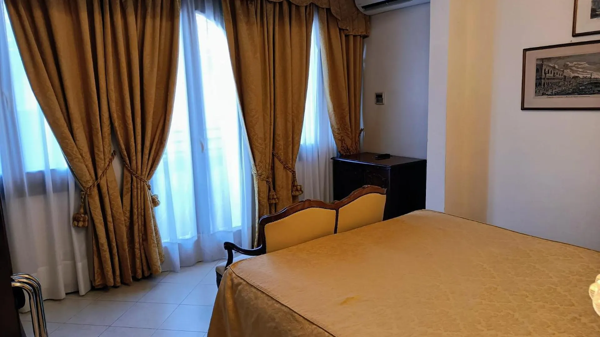 Hotel Scandinavia - Relais Venedig
