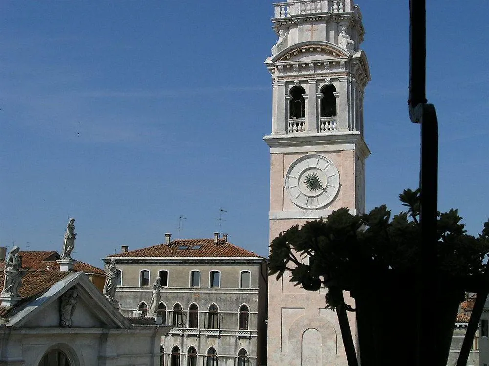 Hotel Scandinavia - Relais Venedig 3*,